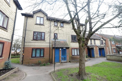 View Full Details for FLAT FOR UPDATING - FROME