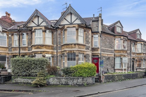 View Full Details for 5 BED HMO - SOUTHVILLE ( £37K )