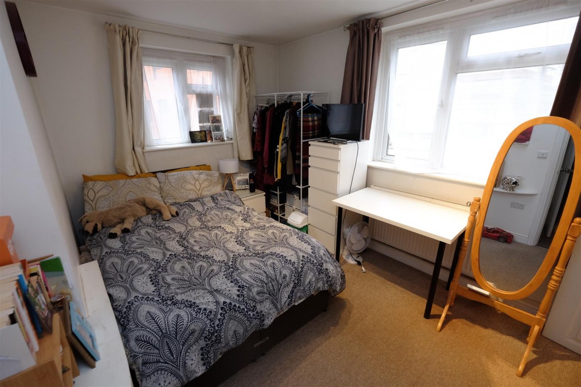 Images for 3 BED INVESTMENT - £19.5K PA