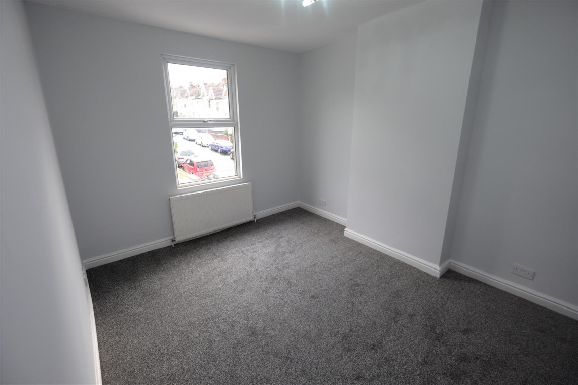 Images for END OF TERRACE - BRISLINGTON