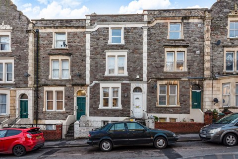 View Full Details for 6 BED HMO ( £37,800 PA ) - BS2
