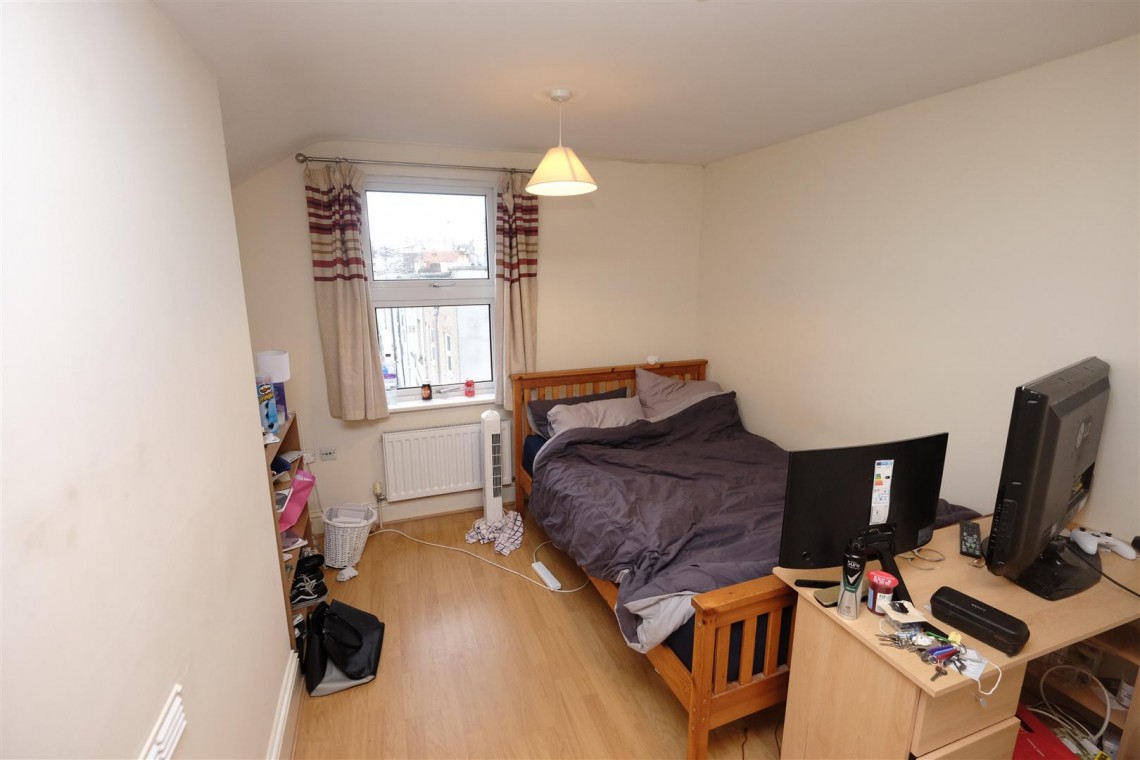 Images for 6 BED HMO ( £37,800 PA ) - BS2