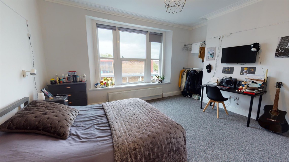 Images for 8 BED STUDENT HMO + PLOT - FISHPONDS