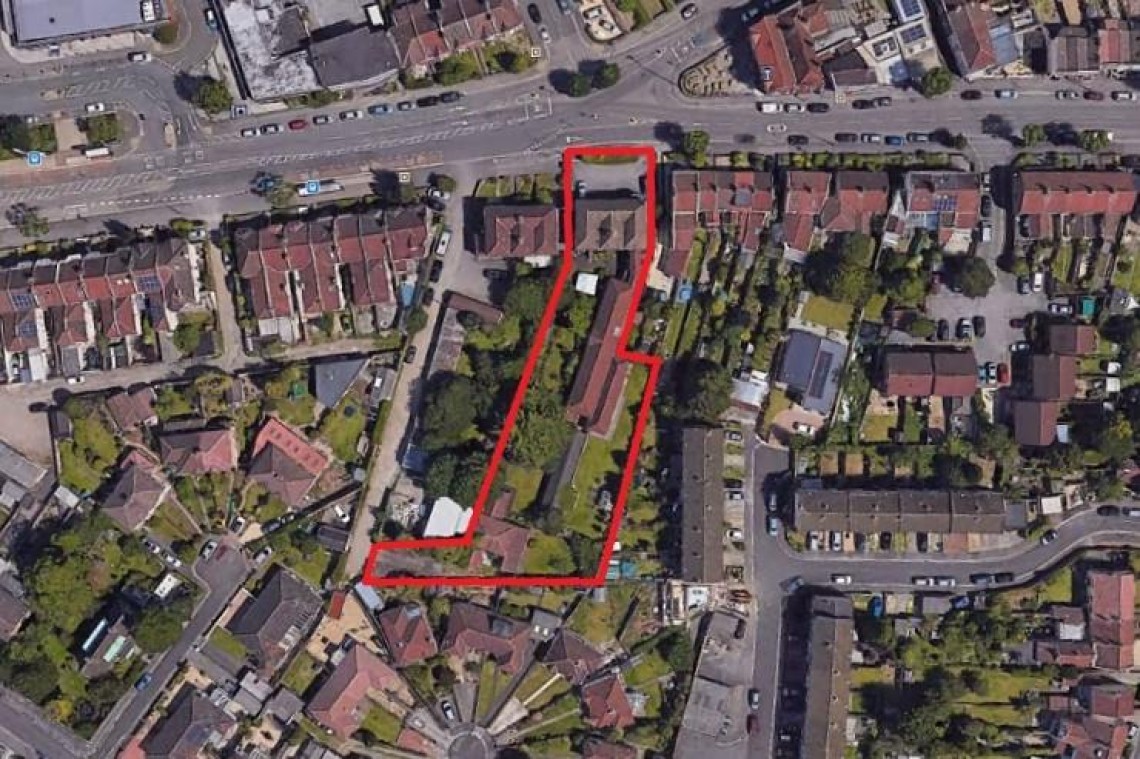 Images for DETACHED HOUSE ON 0.5 ACRE PLOT - FISHPONDS