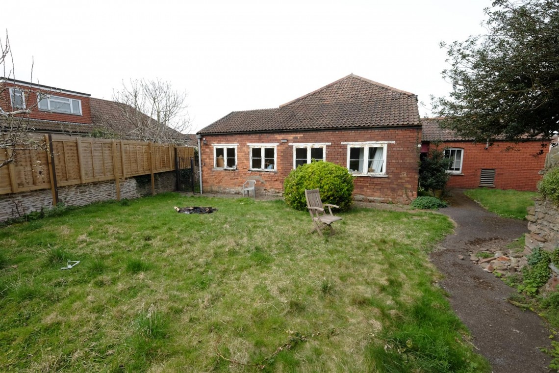 Images for DETACHED HOUSE ON 0.5 ACRE PLOT - FISHPONDS