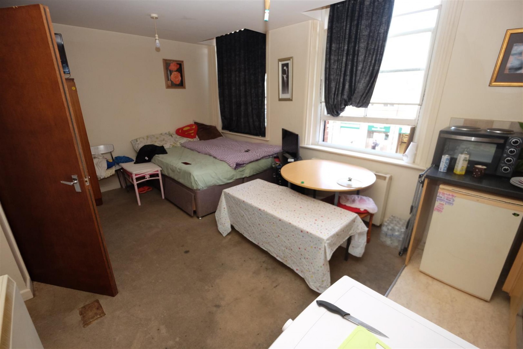 Images for 4 X FLATS - £19,680 pa