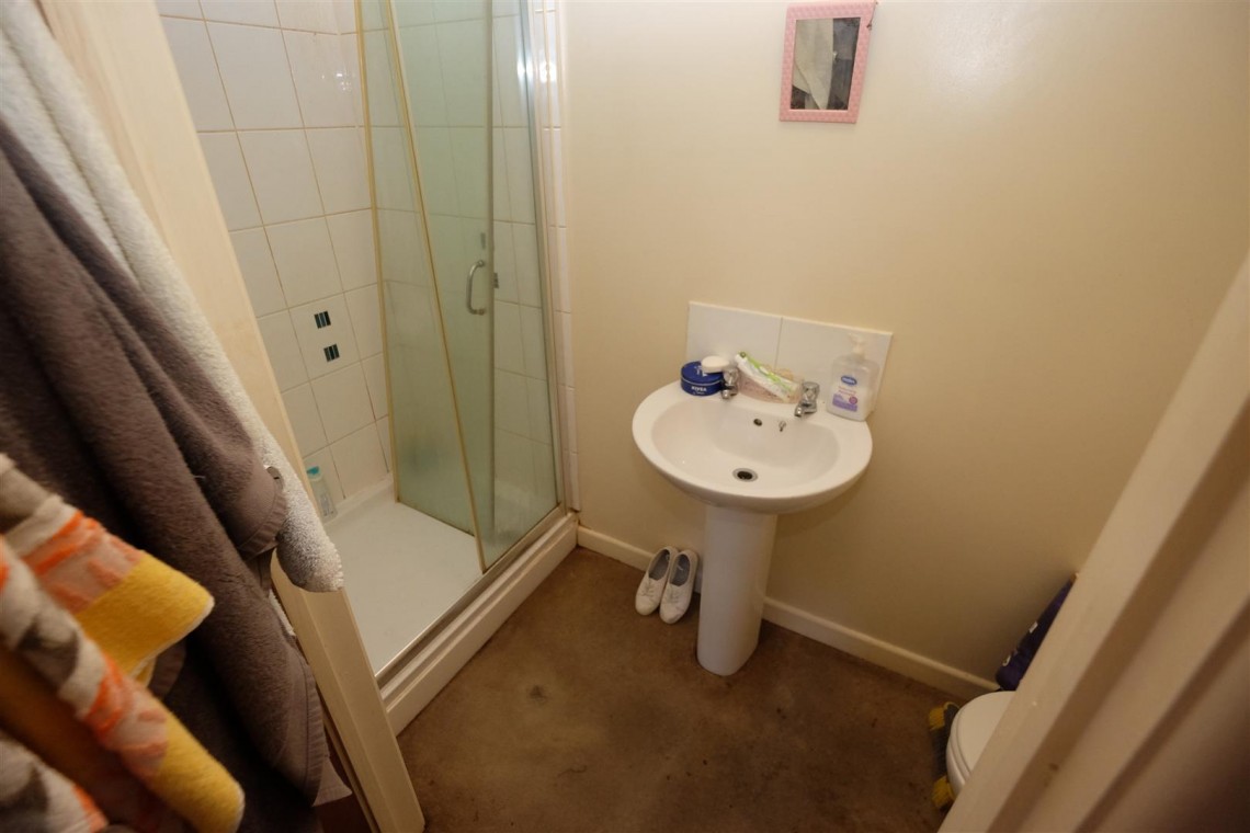 Images for 4 X FLATS - £19,680 pa