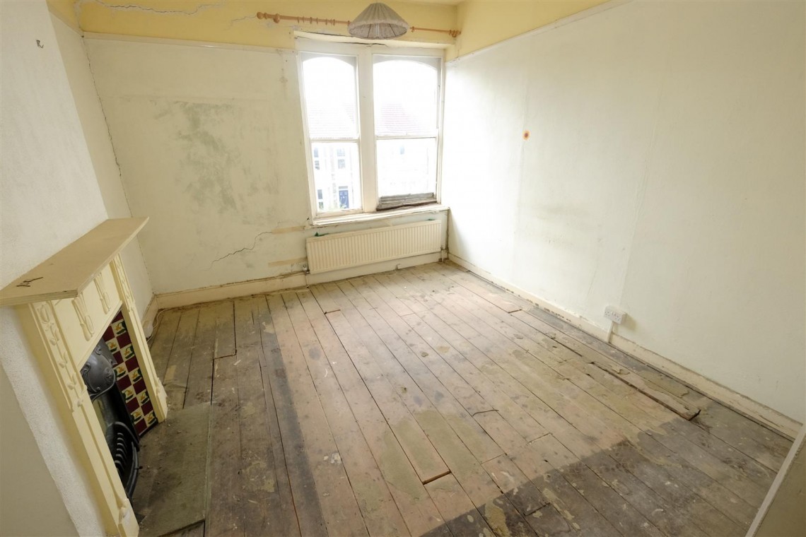 Images for HOUSE FOR MODERNISATION - STAPLE HILL