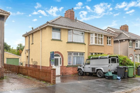 View Full Details for 4 BED ( £23K ) / FAMILY HOME / UPDATING