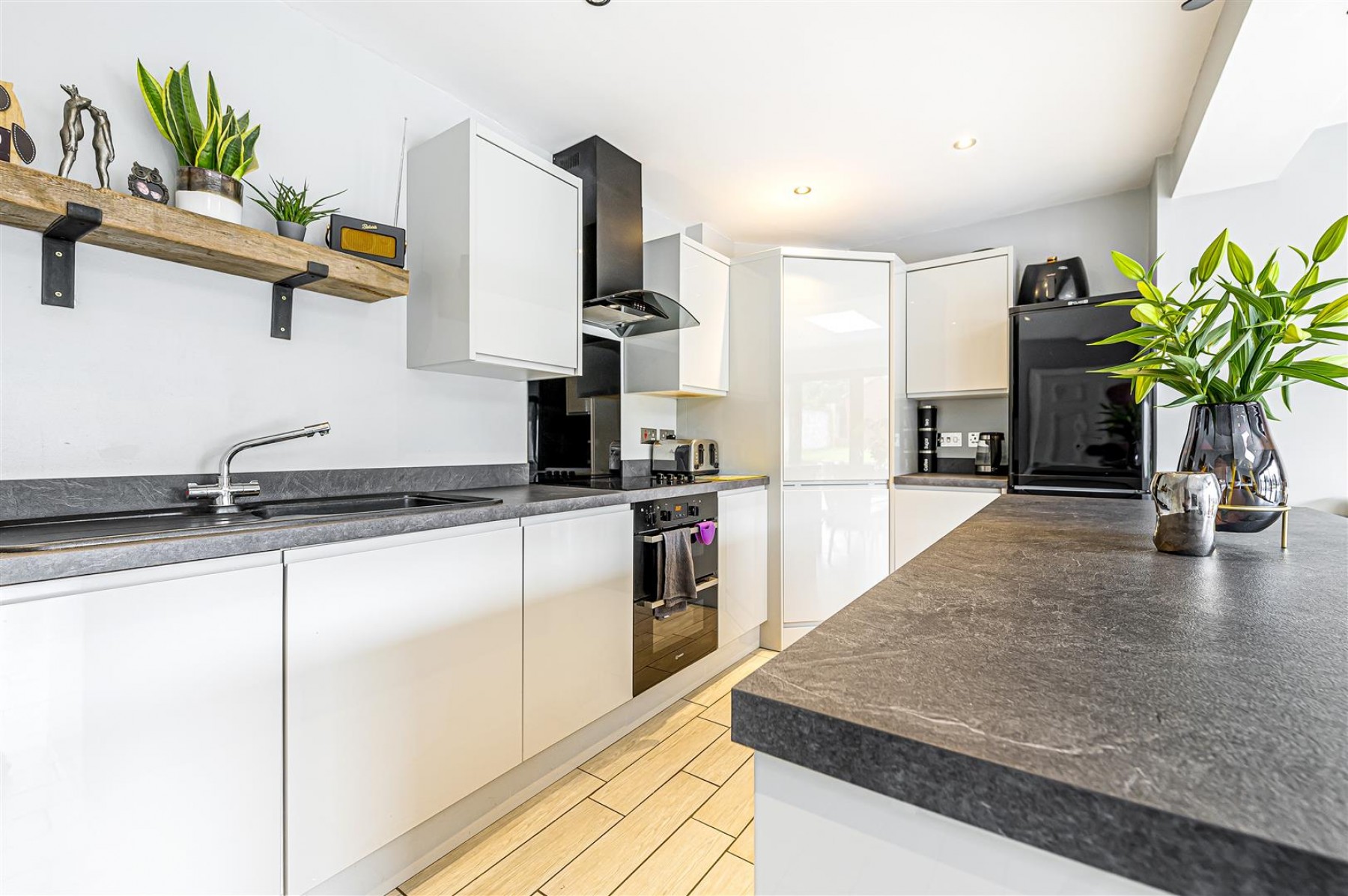 Images for Meadow Grove, Shirehampton