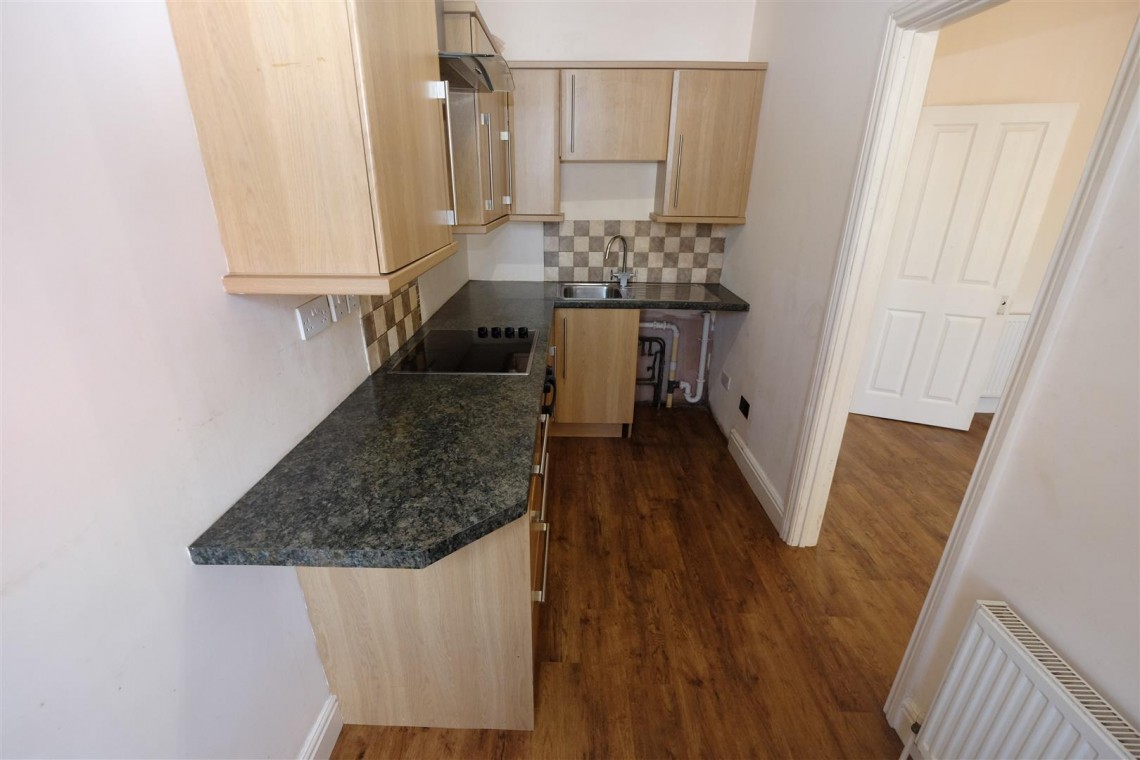 Images for VACANT FLAT - WSM