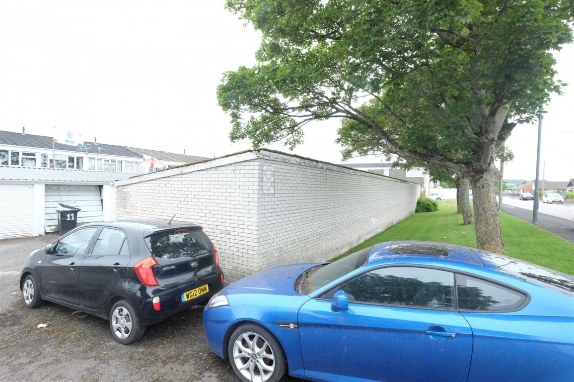 Images for 7 GARAGES - STOCKWOOD