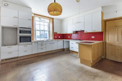 View Full Details for Sion Place, Clifton - EAID:hollismoapi, BID:1