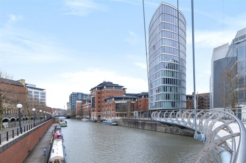 View Full Details for TEMPLE QUAY - £1300 pcm