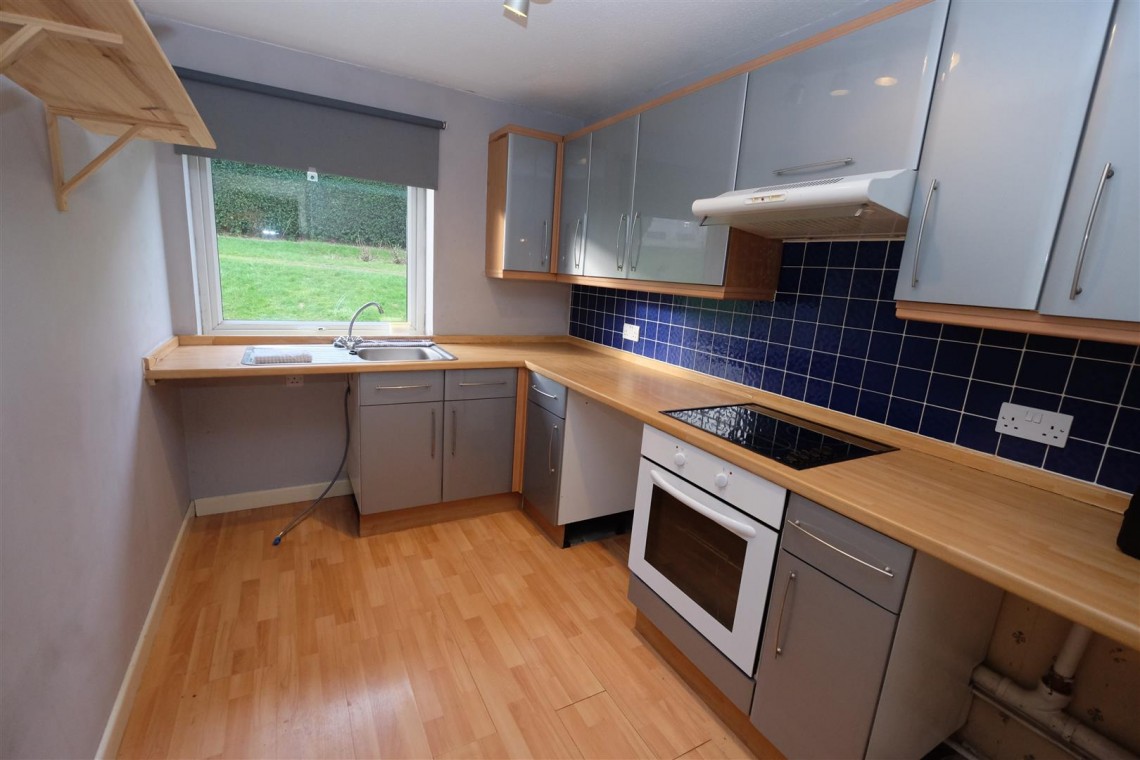Images for FLAT FOR UPDATING - FILTON
