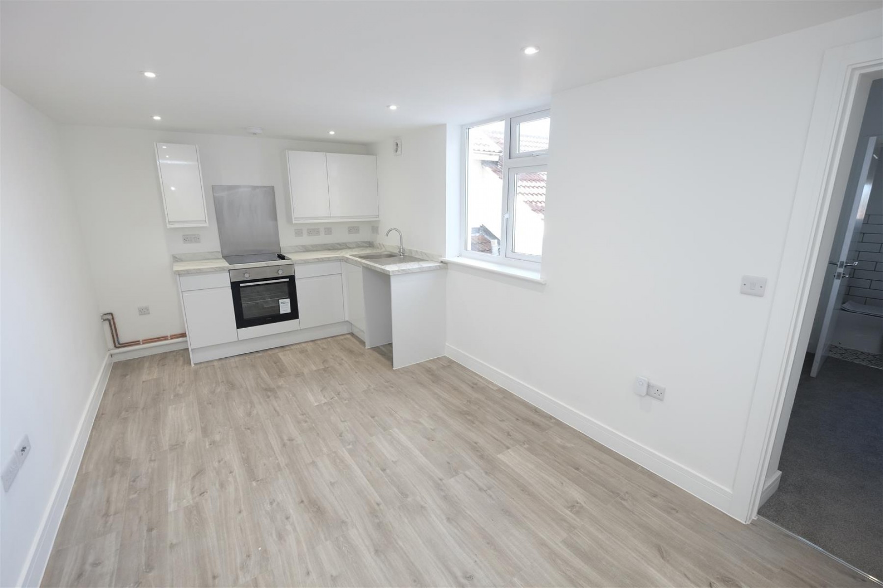 Freehold Block @, 12 West Town Lane, Brislington, BS4 5BN