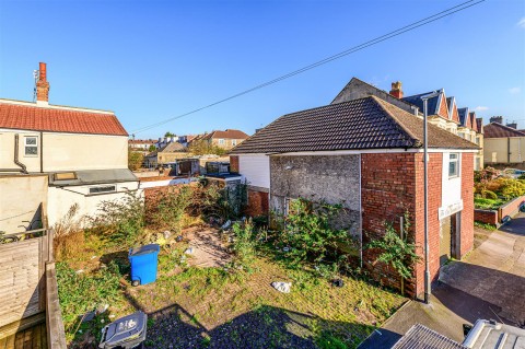 View Full Details for DETACHED COACH HOUSE - BS5