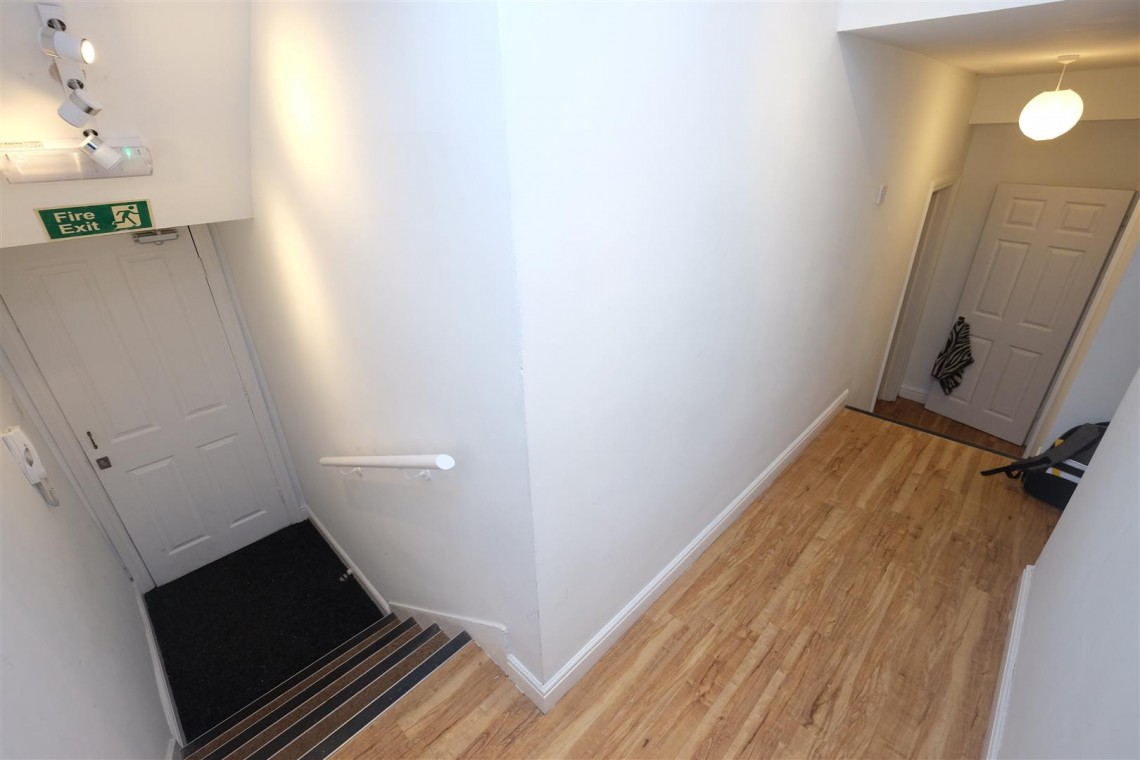 Images for 5 BED HMO - BS8