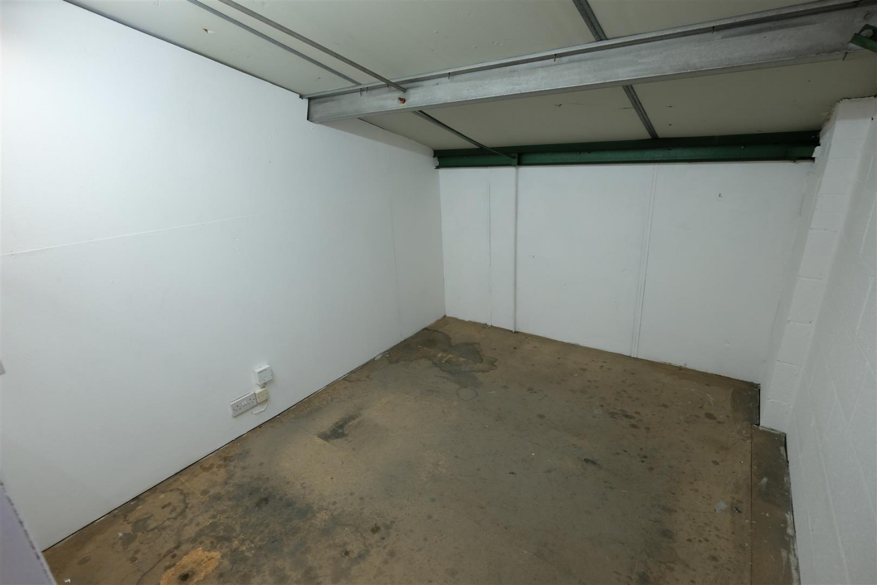 Images for VACANT COMMERCIAL | STROUD