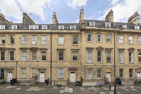 View Full Details for FLAT FOR UPDATING - BATH