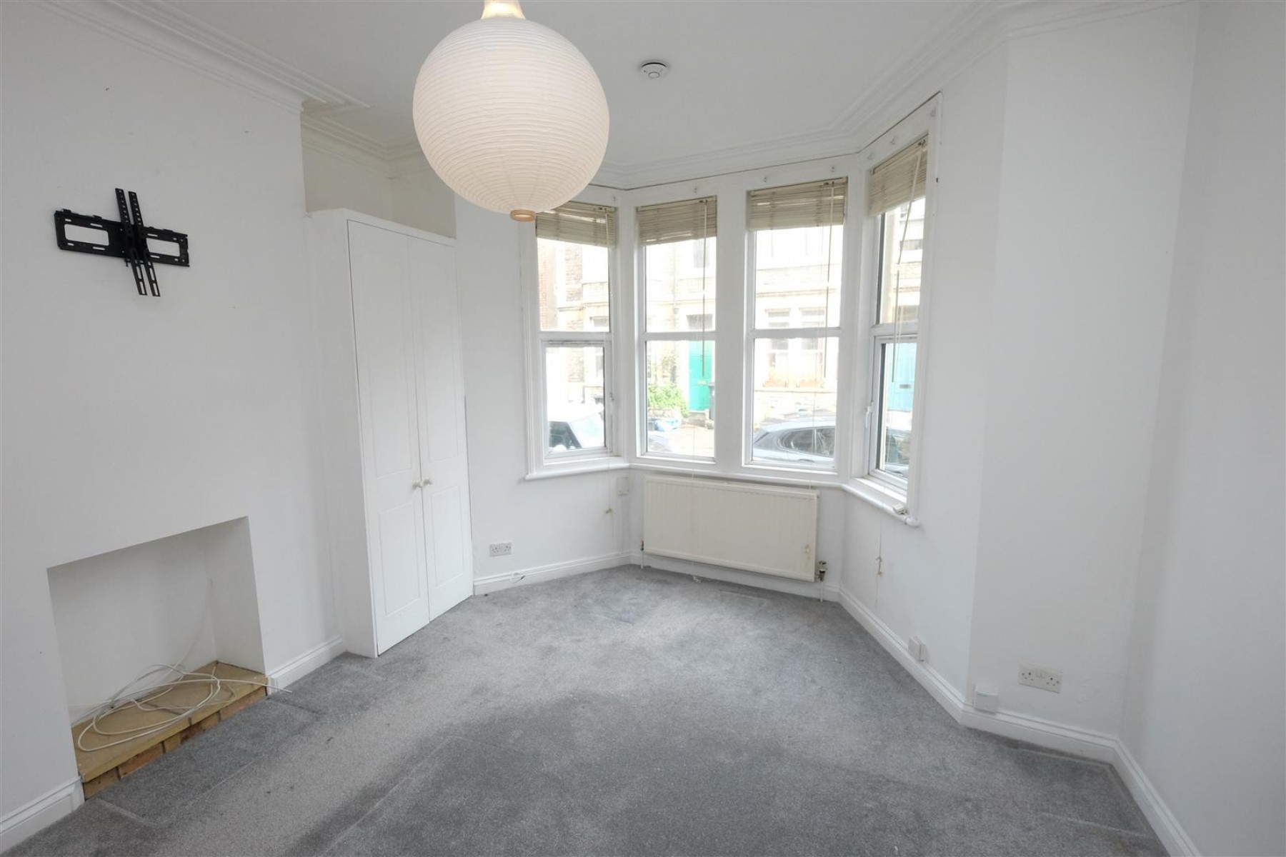 Images for 3 x 1 BED FLATS | CLIFTON