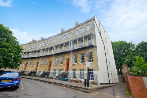 View Full Details for FLAT FOR UPDATING | CLIFTON VILLAGE