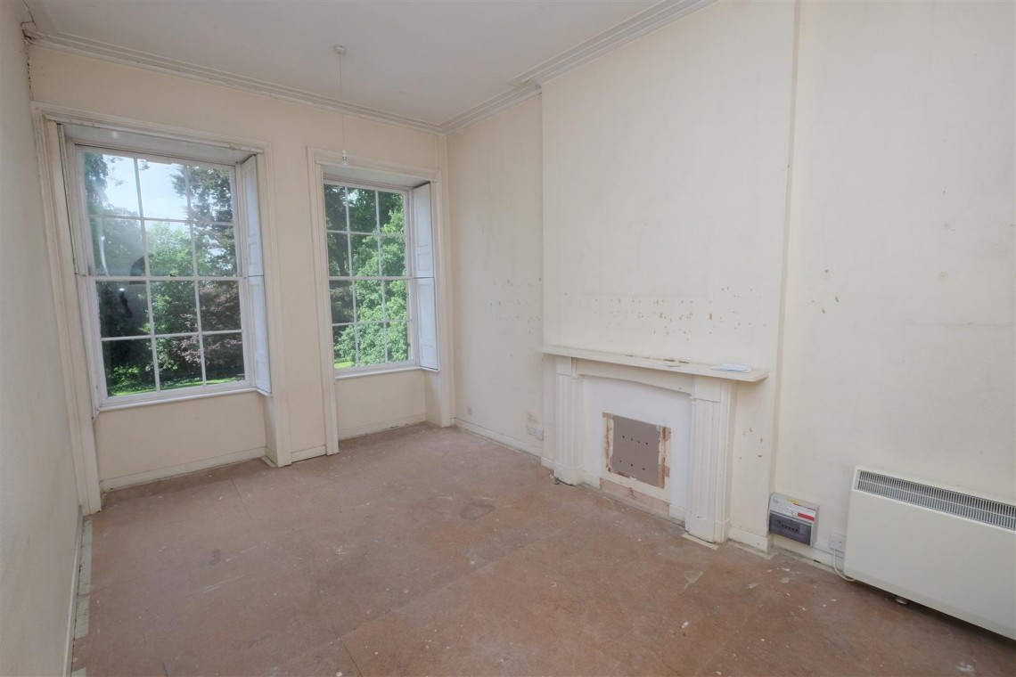 Images for FLAT FOR UPDATING | CLIFTON VILLAGE