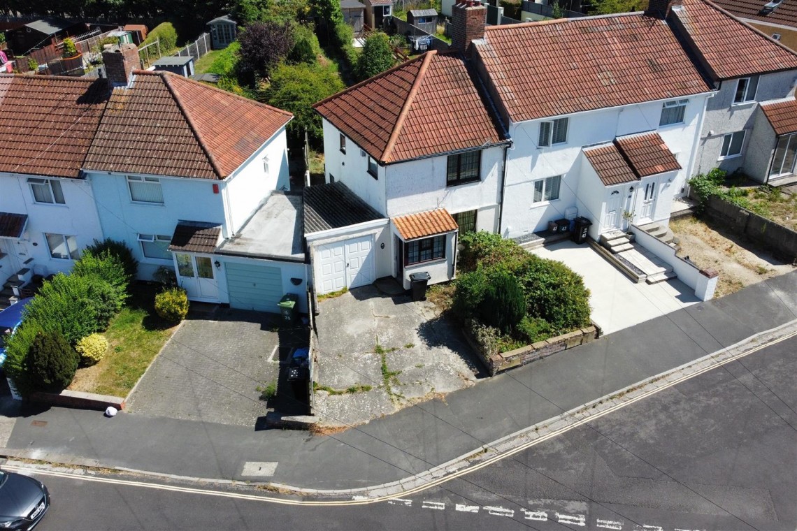 Images for HOUSE FOR UPDATING - BS14