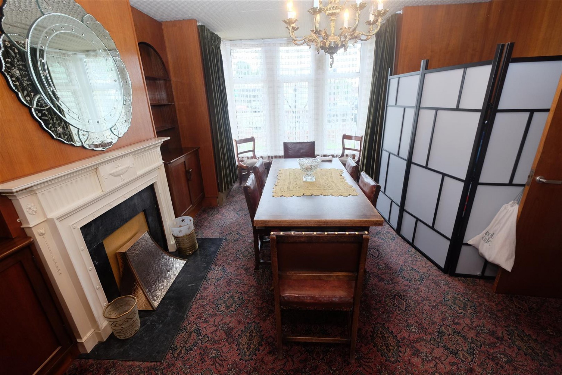 Images for LARGE DETACHED | BS5