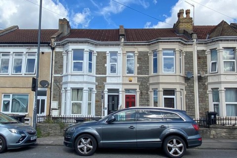 View Full Details for FREEHOLD | 2 FLATS | BS3