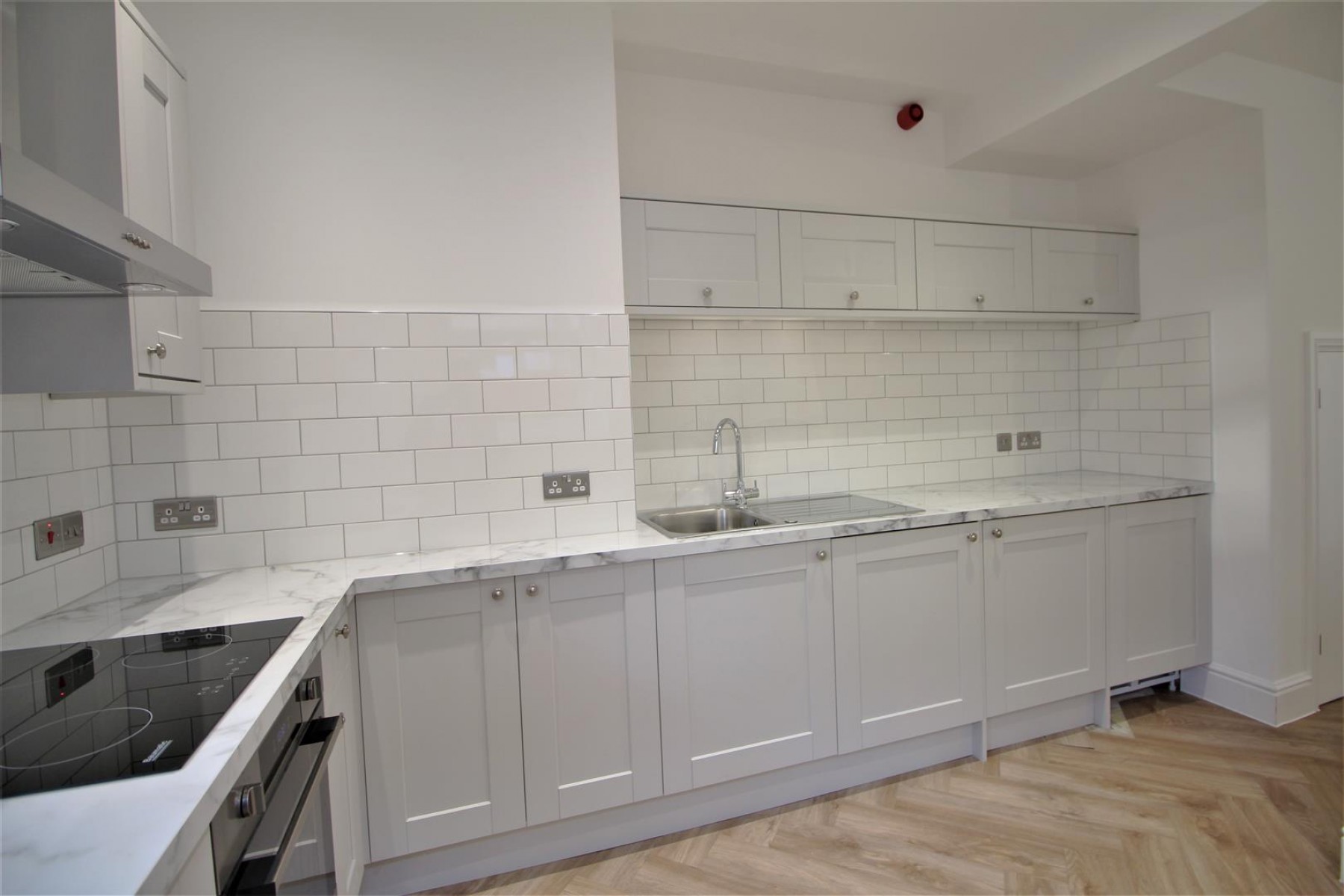 Images for FREEHOLD | 2 FLATS | BS3