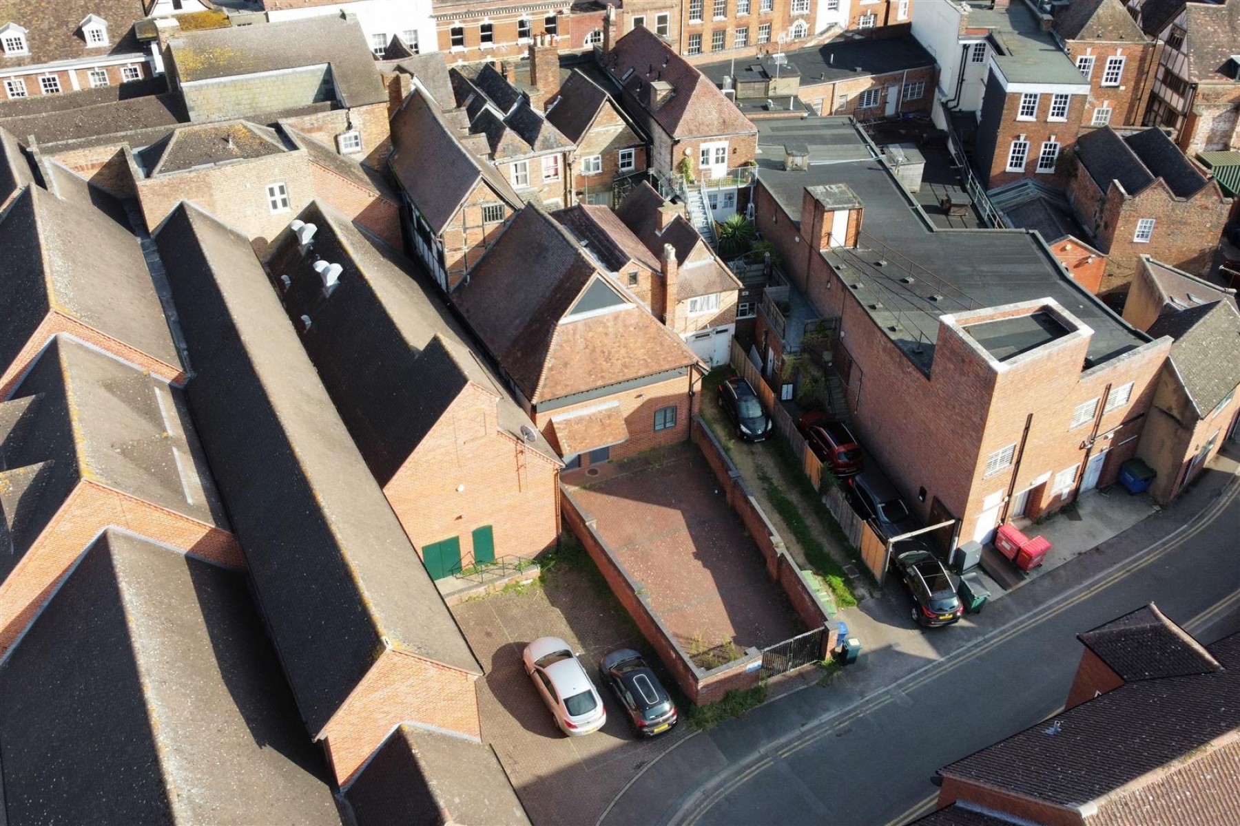 Images for 2 X LARGE FREEHOLDS + PARKING | GL20