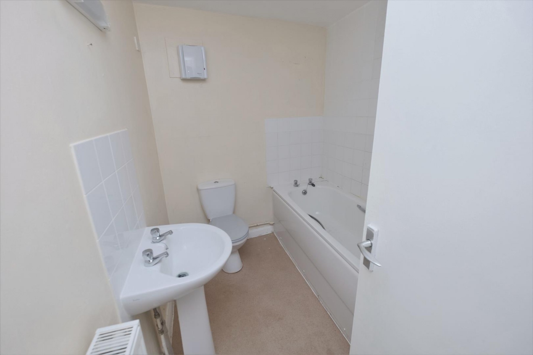 Images for FLAT | UPDATING | BA1
