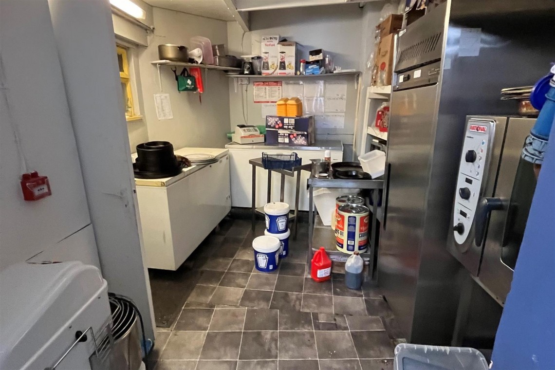 Images for COMMERCIAL INVESTMENT | GL1