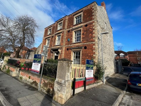 View Full Details for FLAT | UPDATING | BA6