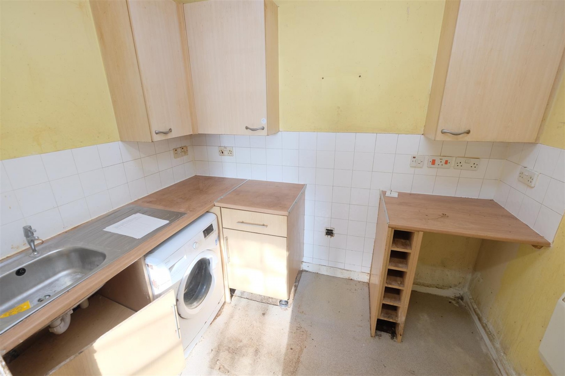 Unit 8, 56 Northload Street, Glastonbury, BA6 9QE