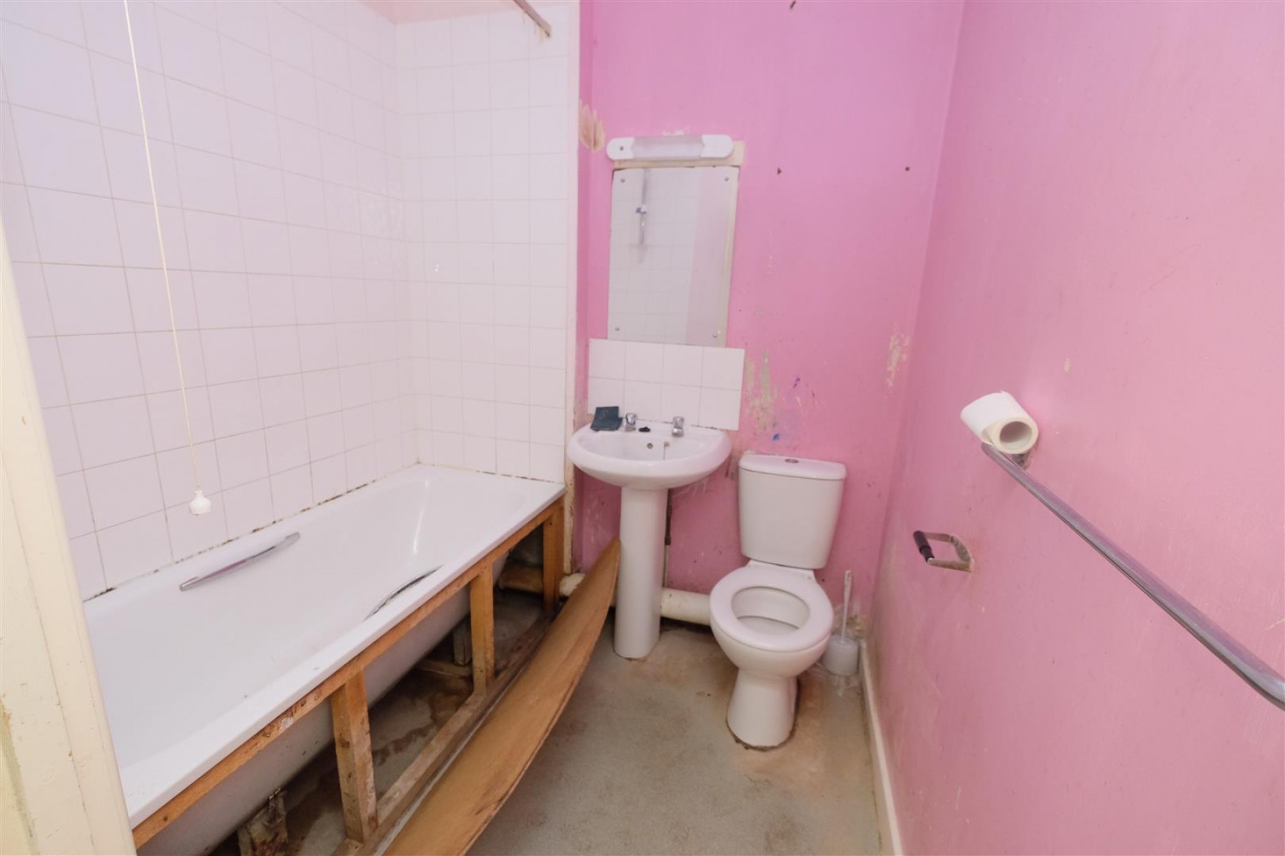 Unit 8, 56 Northload Street, Glastonbury, BA6 9QE