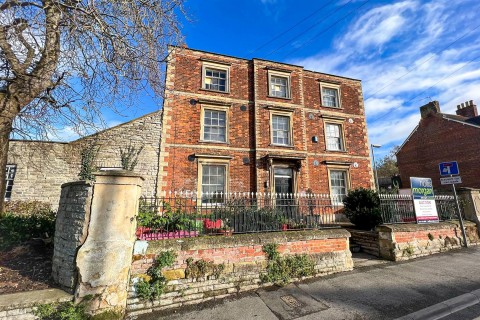 View Full Details for FLAT | UPDATING | BA6