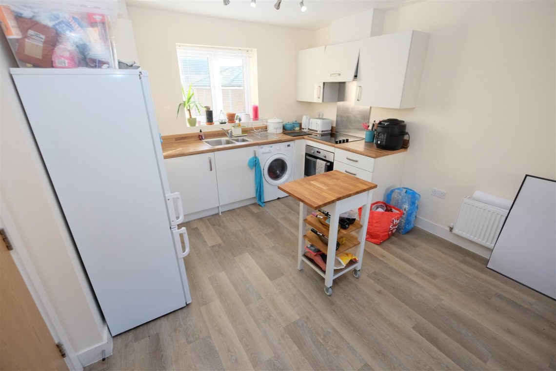Images for 2 BED 2 BATH FLAT | LET | PATCHWAY