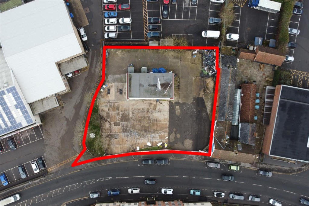 LAND 0.38 ACRES DEVIZES, Commercial