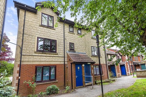 View Full Details for FLAT FOR UPDATING | FROME