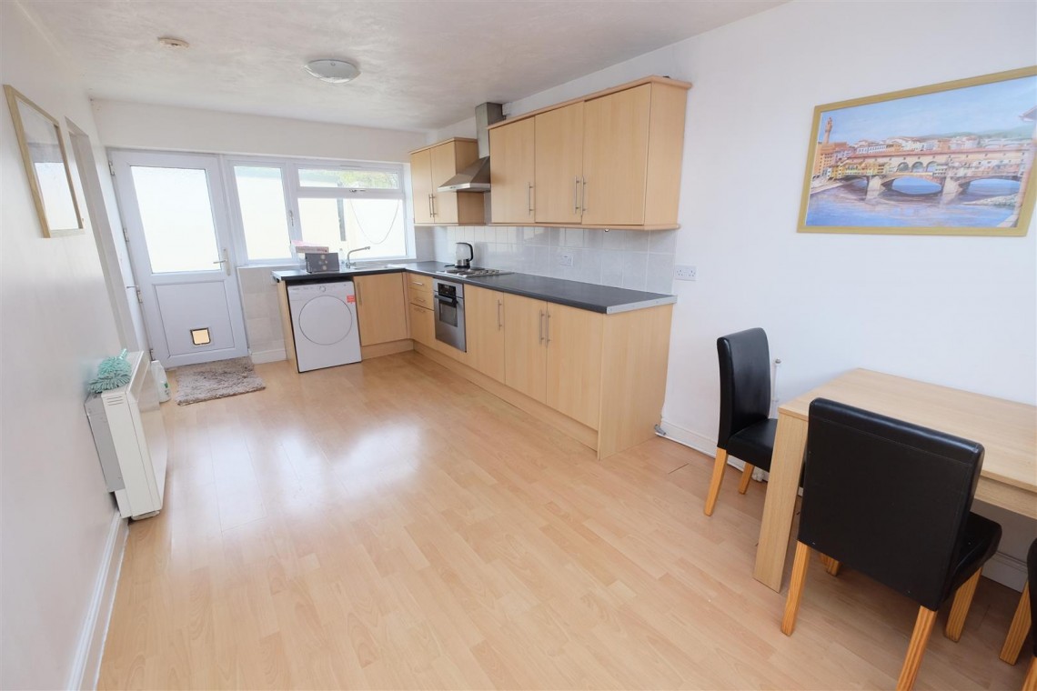 Images for DETACHED | 100m TO BEACH | BREAN