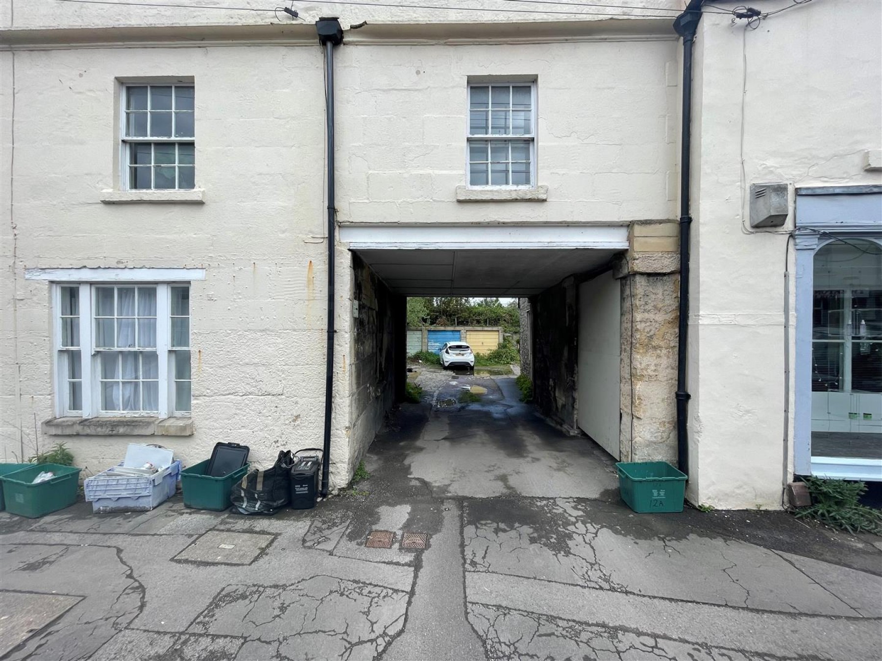 Images for GARAGE SITE | TWERTON