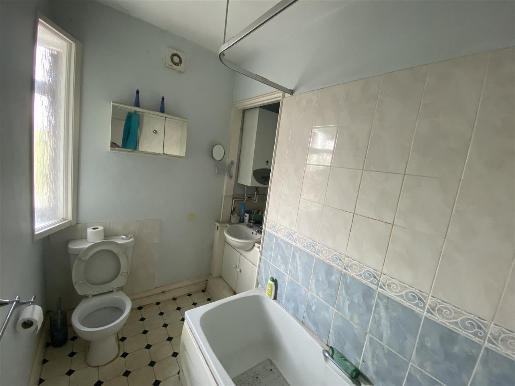 Images for HOUSE | UPDATING | GLASTONBURY