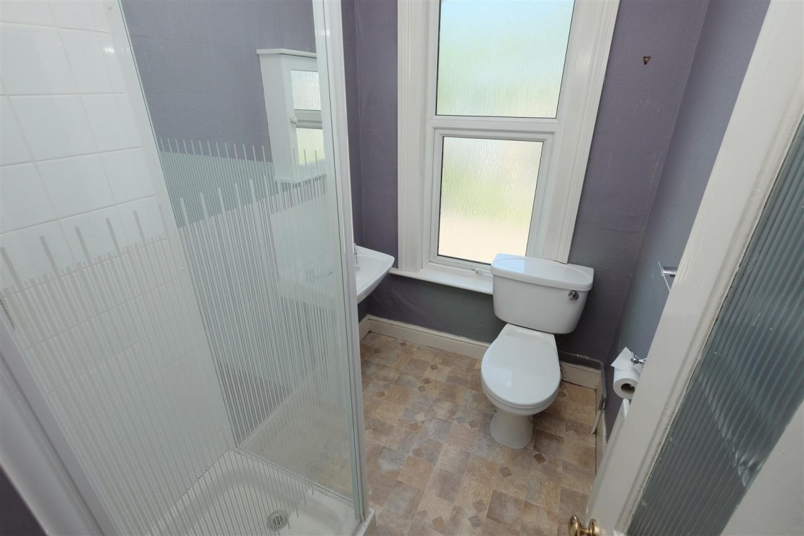 Images for 2 X 1 BED FLATS | BS4