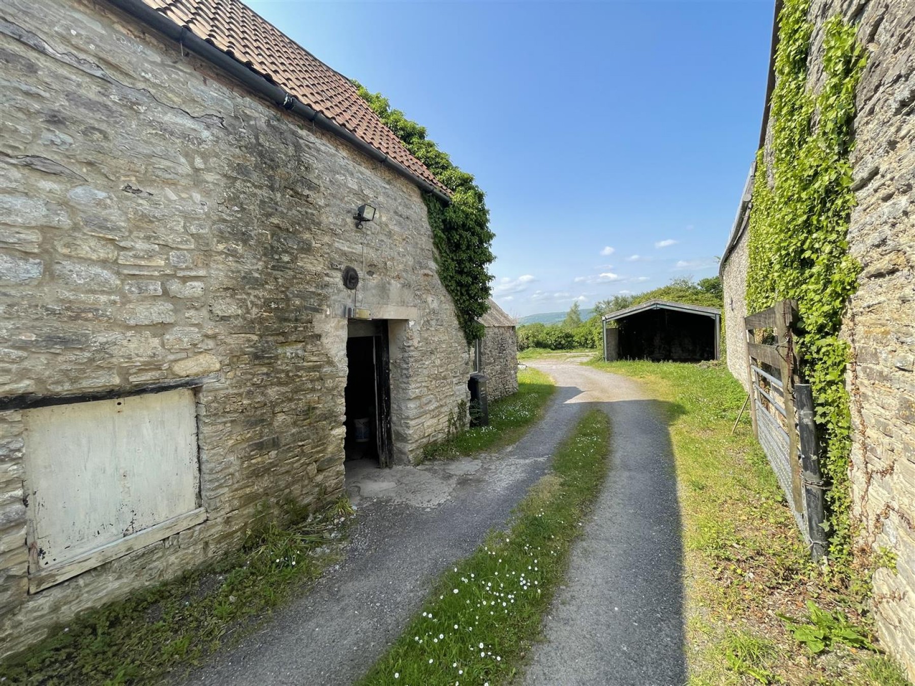 Images for FARMHOUSE + OUTBUILDINGS | BA5