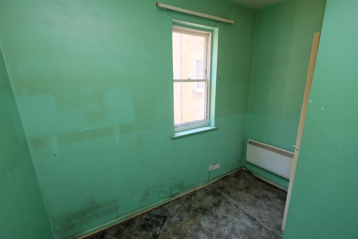 Images for FLAT | UPDATING | BA1
