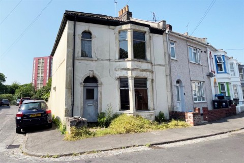 View Full Details for PERIOD PROPERTY | UPDATING | BS5