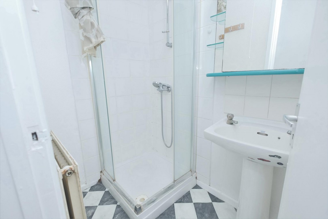Images for 5 BED | 2 BATH | UPDATING | BS5