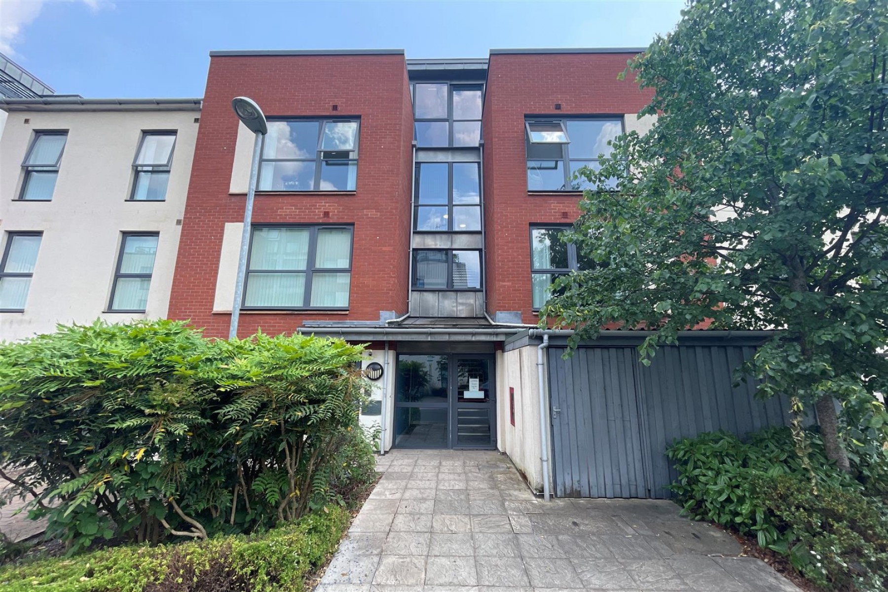 Images for VACANT FLAT | BS3